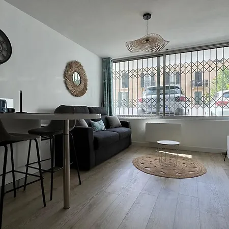 Apartment Moderne Avec Wifi Et Parking, - Fr-1-555-107 Aix-les-Bains